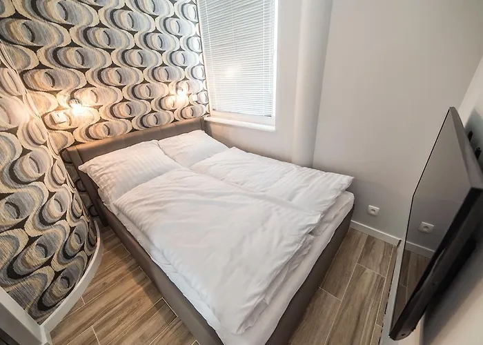 Silver One Apartments